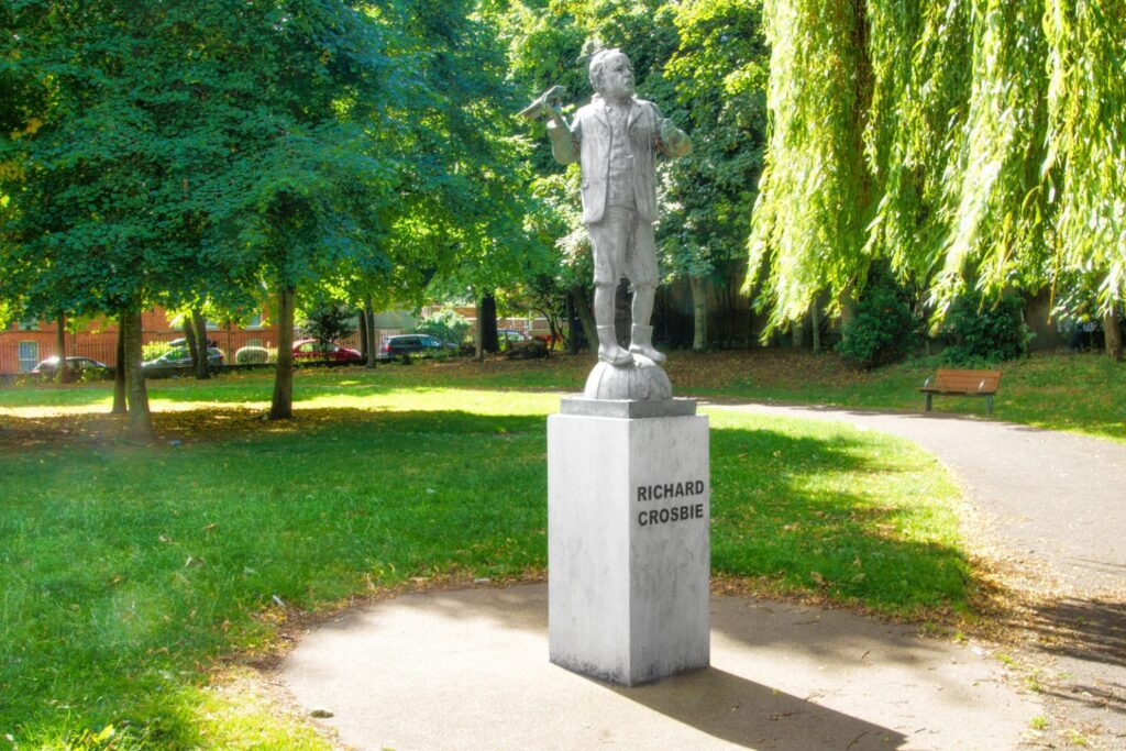RICHARD-CROSBIE-WAS-THE-FIRST-IRISHMAN-TO-FLY